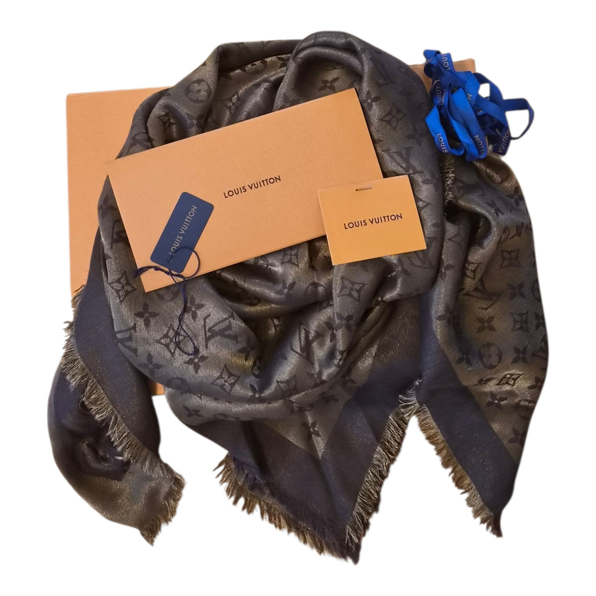 Louis Vuitton Shine Shawl
