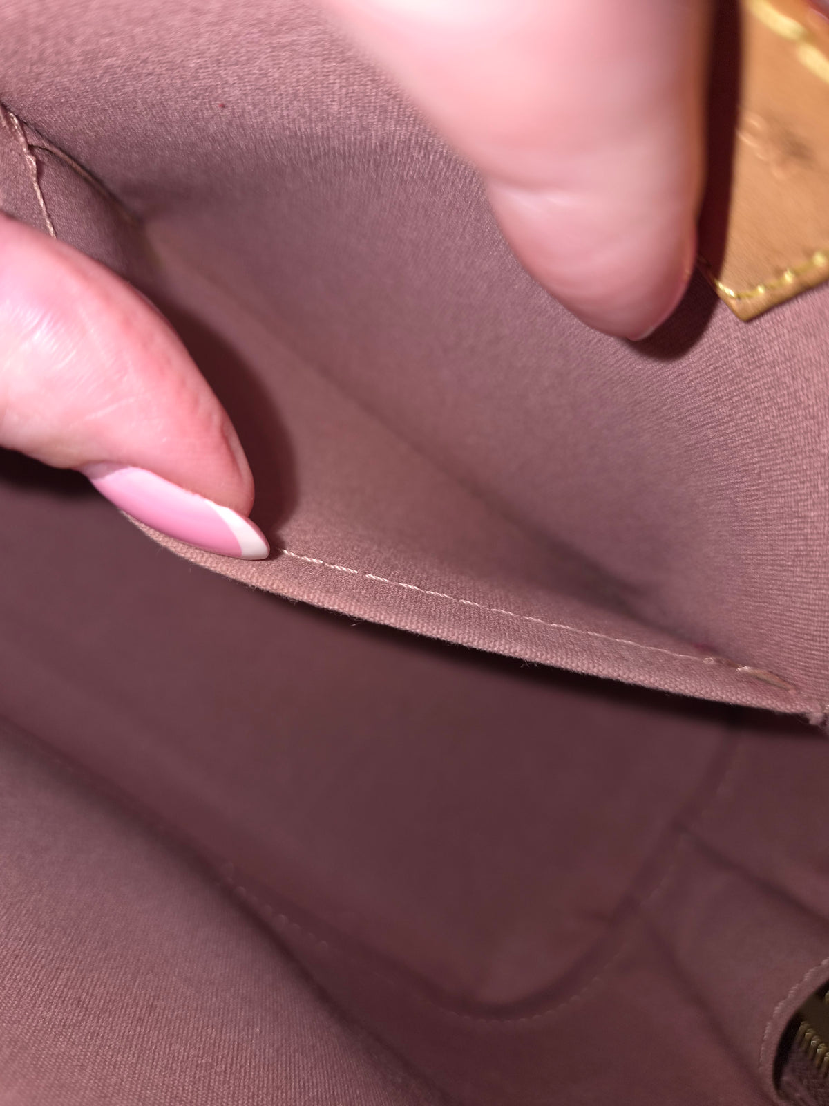 Louis Vuitton Alma BB Vernis