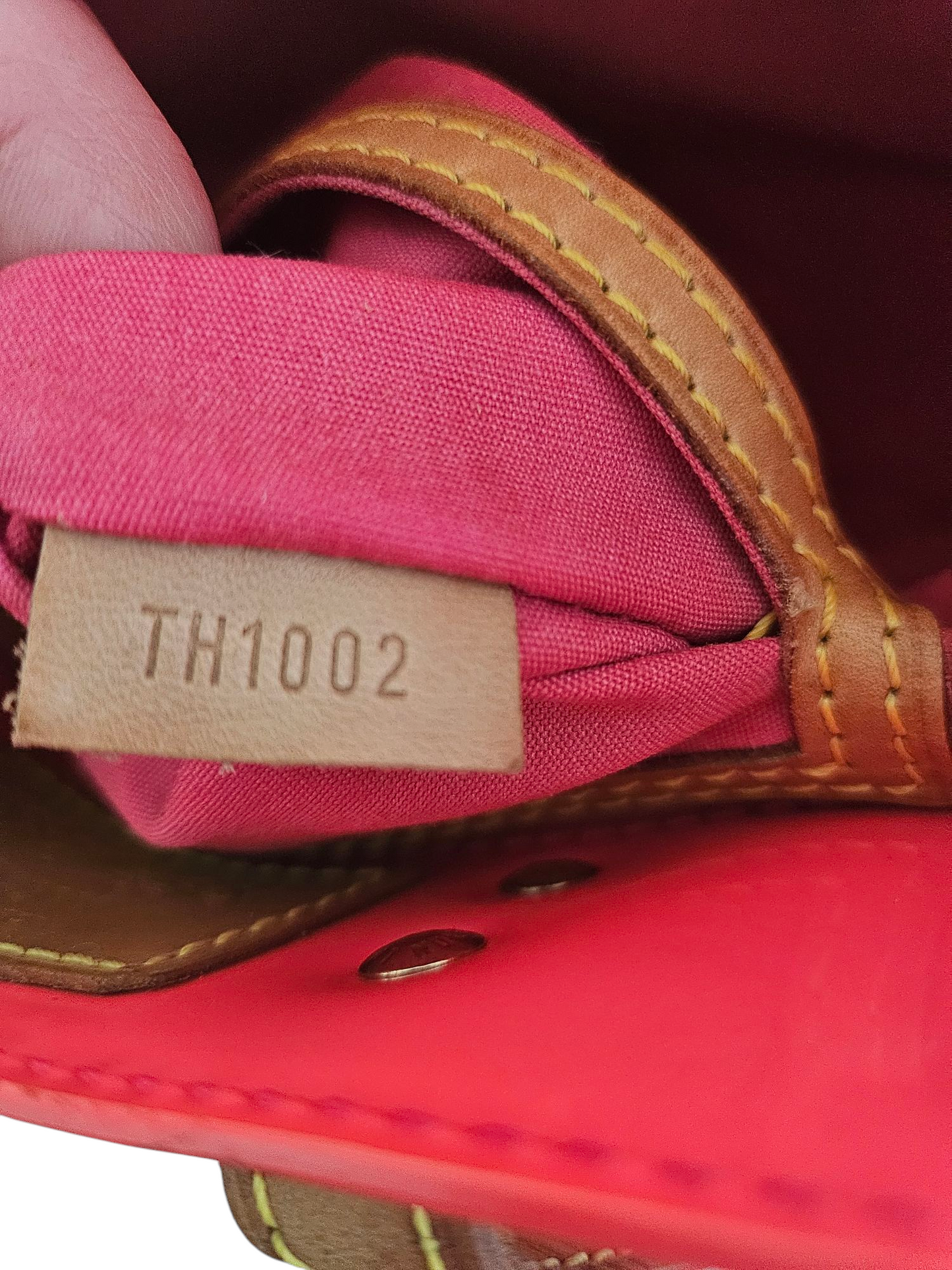 Louis Vuitton Fluo Reade PM