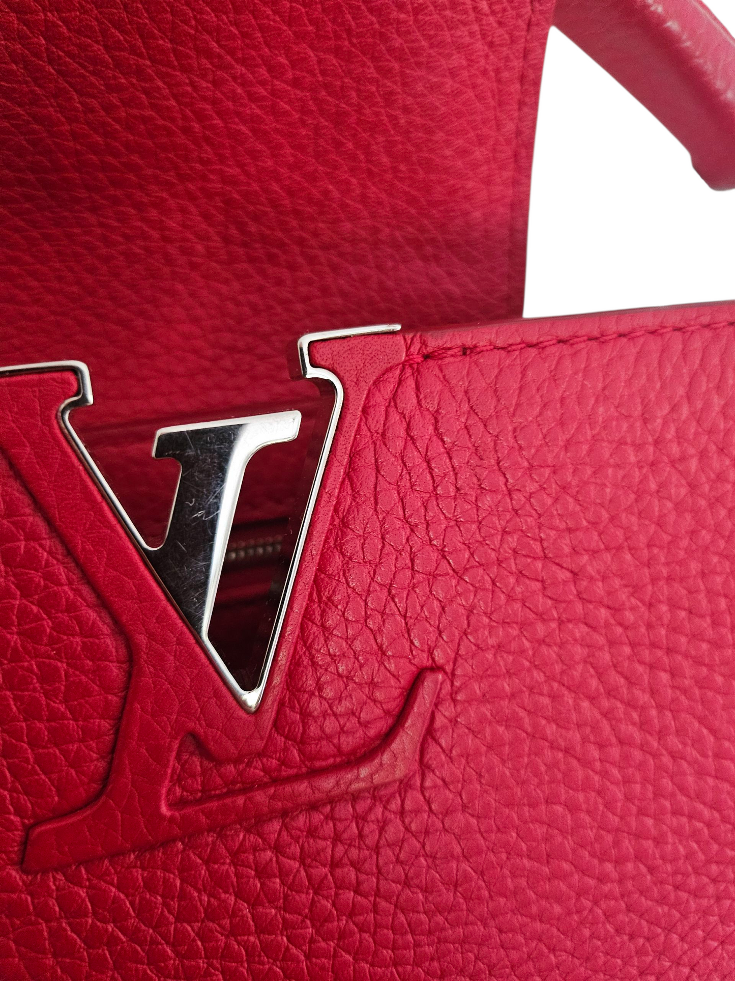 Louis Vuitton Capucines Taurillon PM