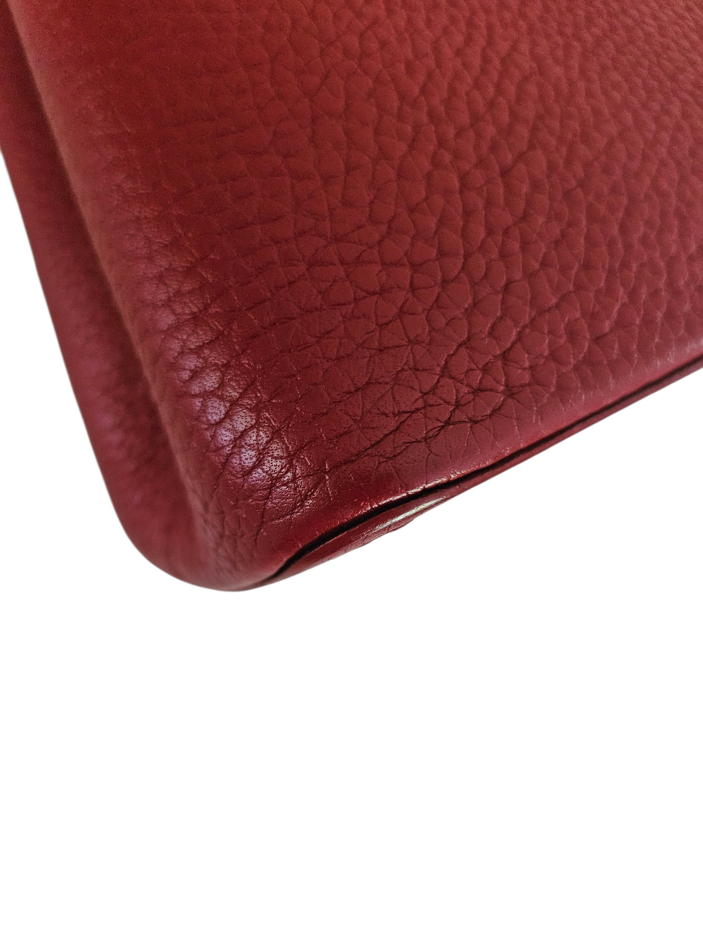 Louis Vuitton Capucines Taurillon PM