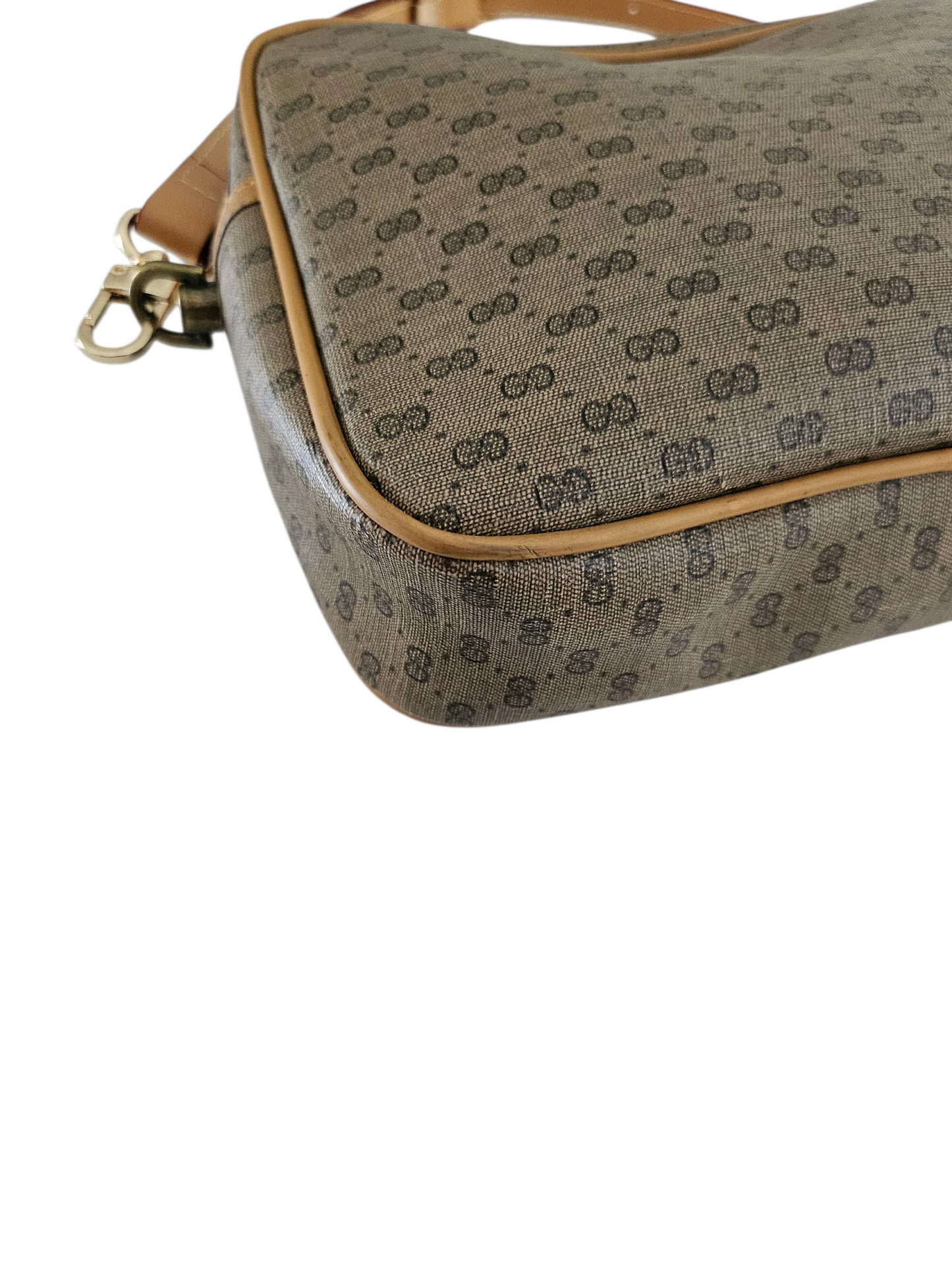 Gucci Micro GG crossbody bag