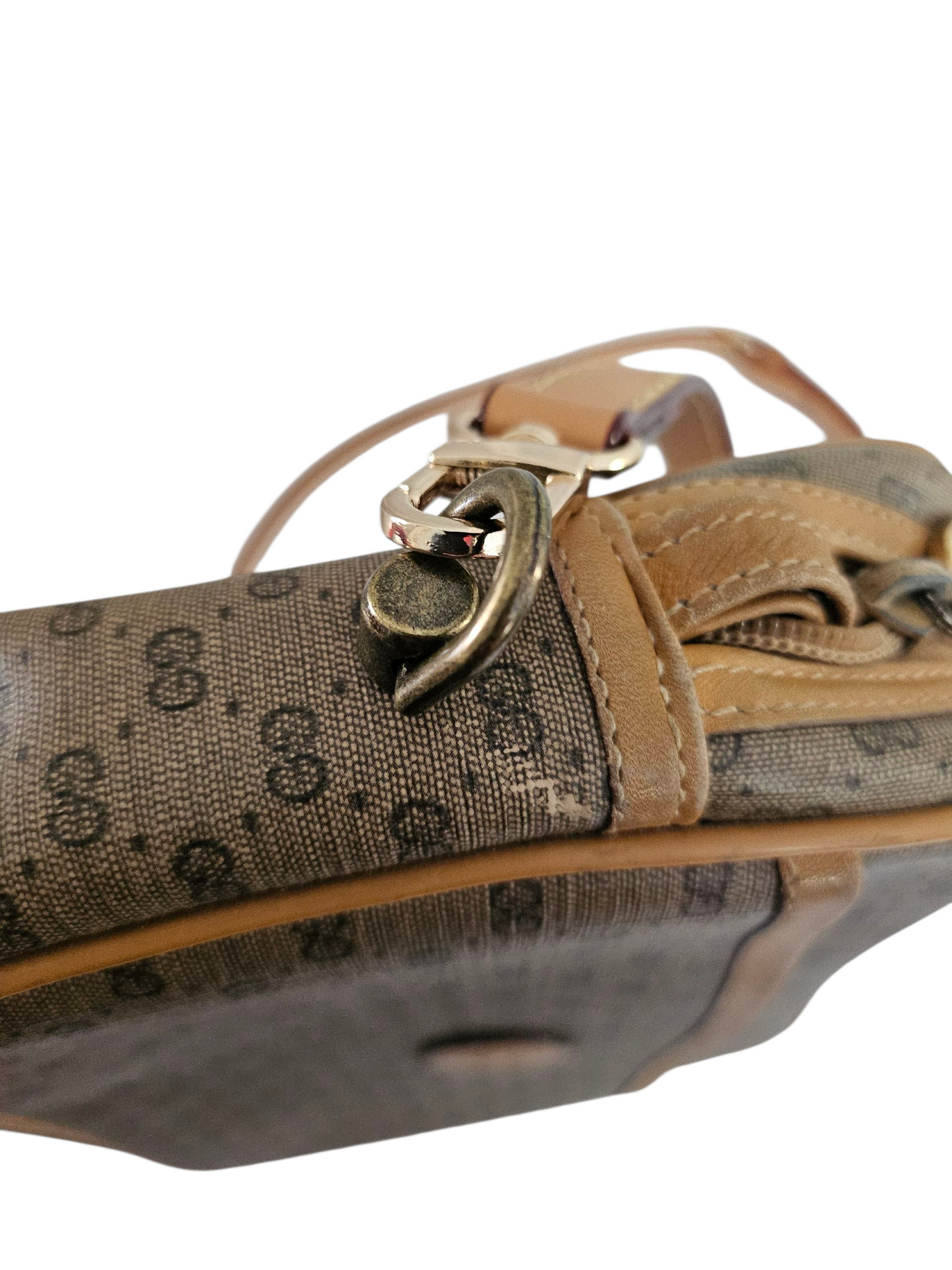 Gucci Micro GG crossbody bag