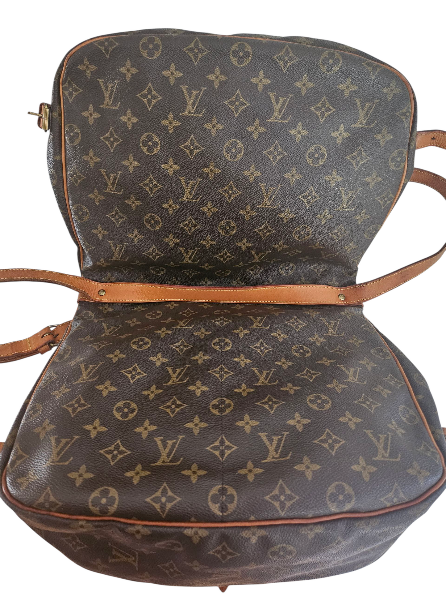 Louis Vuitton Saumur 35