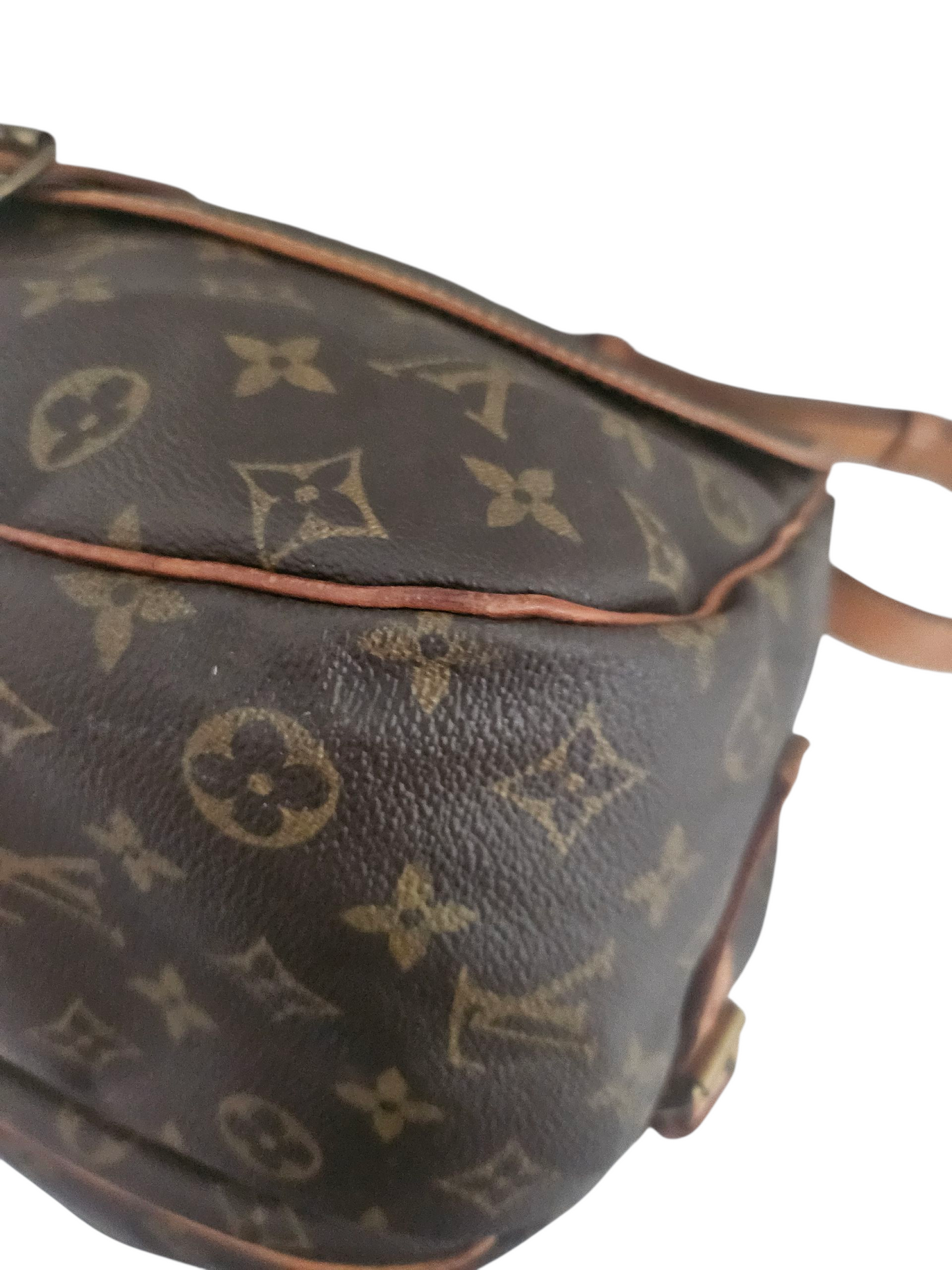 Louis Vuitton Saumur 35