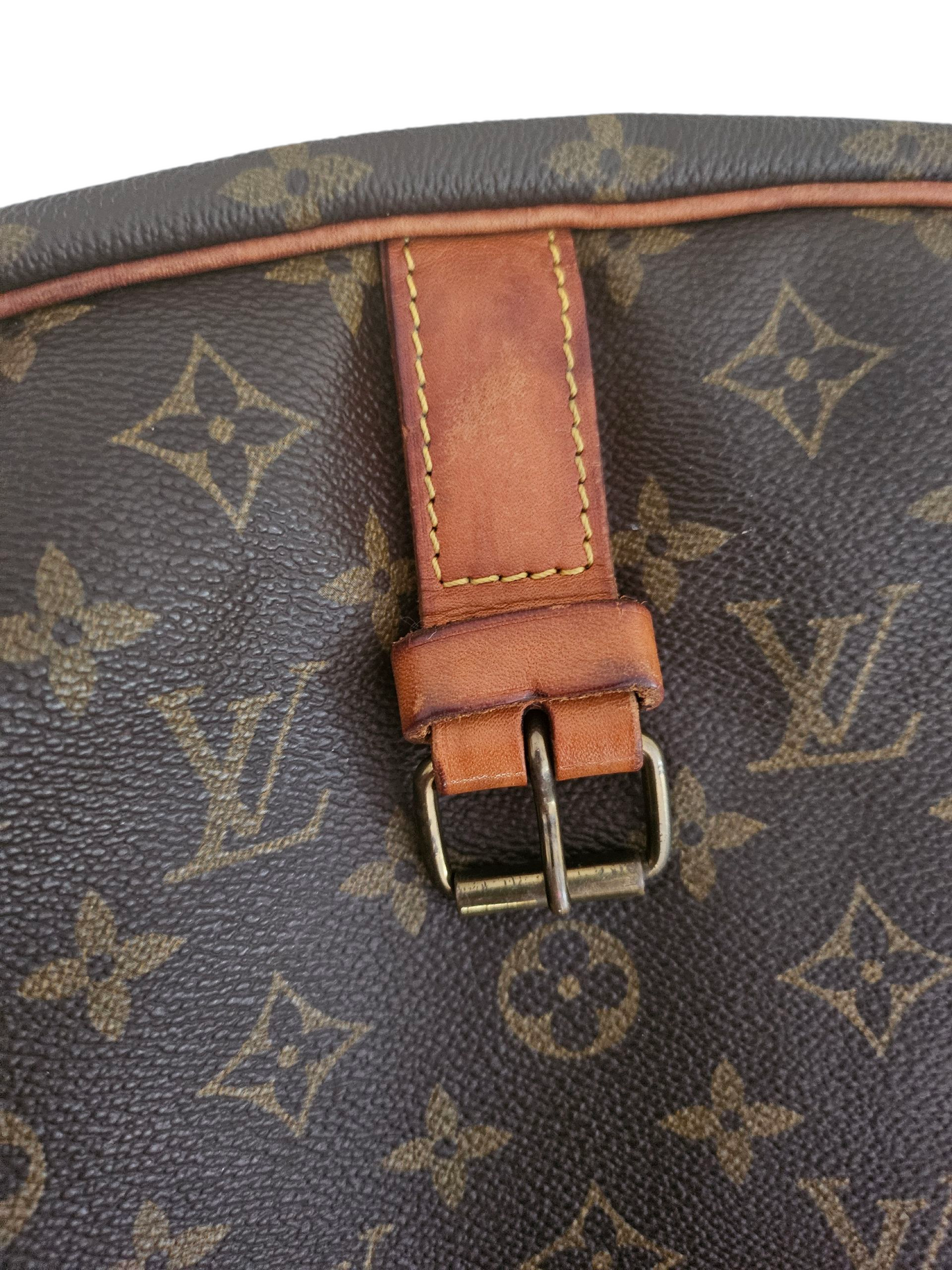 Louis Vuitton Saumur 35