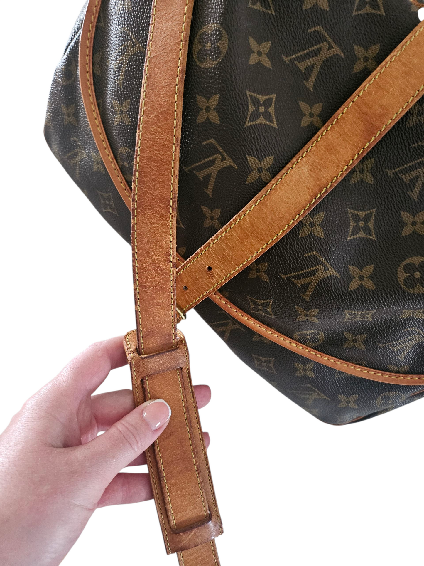 Louis Vuitton Saumur 35