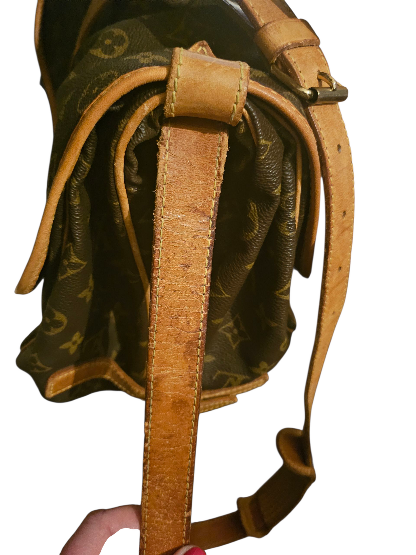 Louis Vuitton Saumur 35