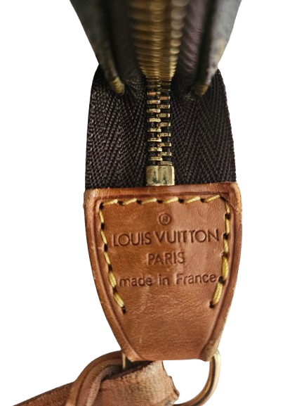 Louis Vuitton Pochette Accessoires