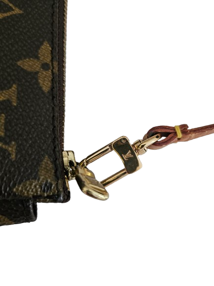 Louis Vuitton Pochette Accessoires