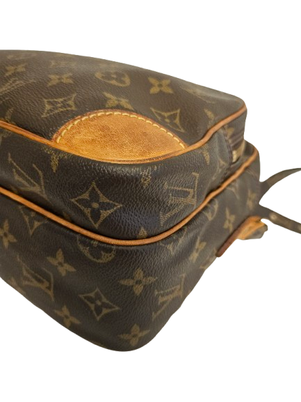 Louis Vuitton Nile MM